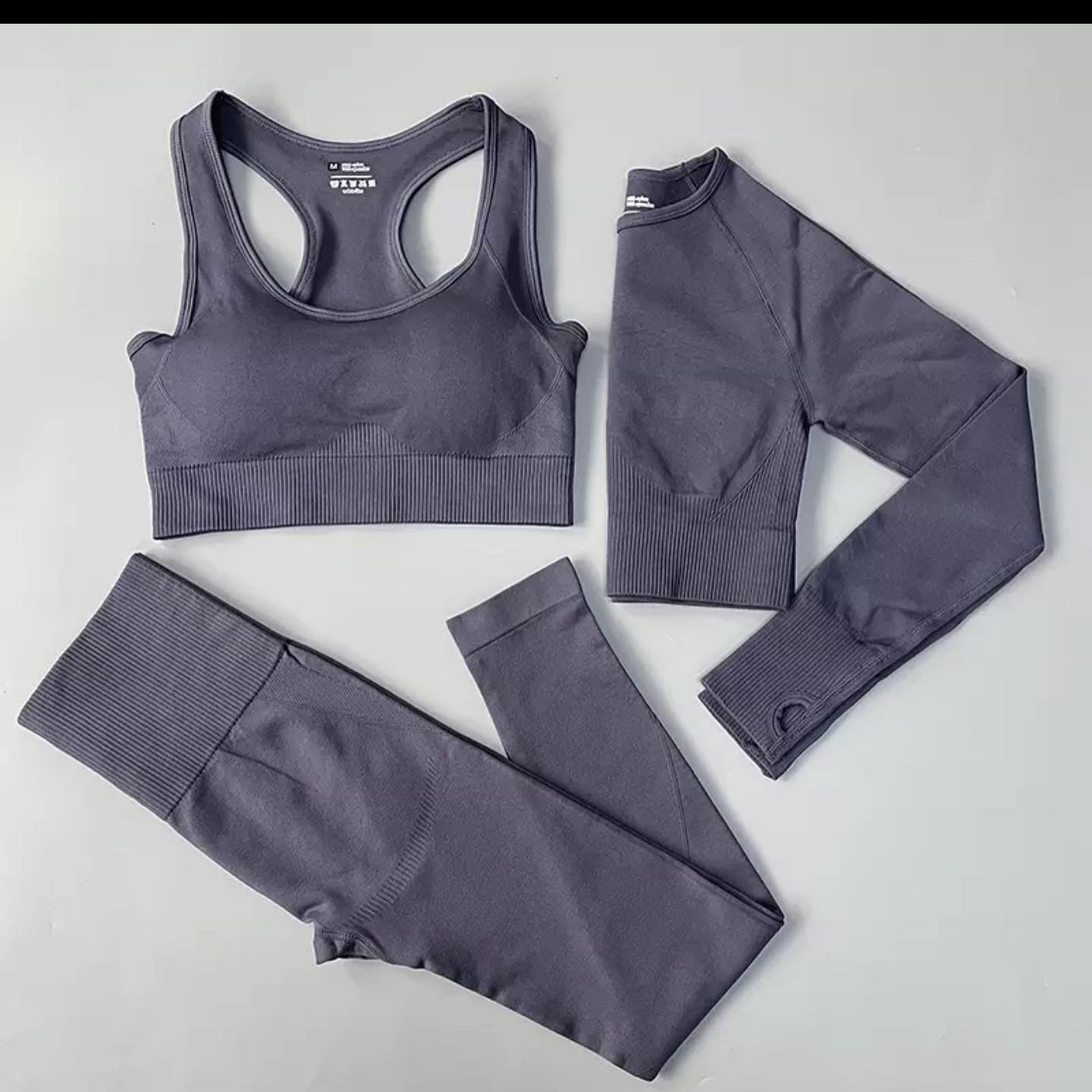 Fitness e Yoga Conjunto de 3 - Leggings, top e camisola