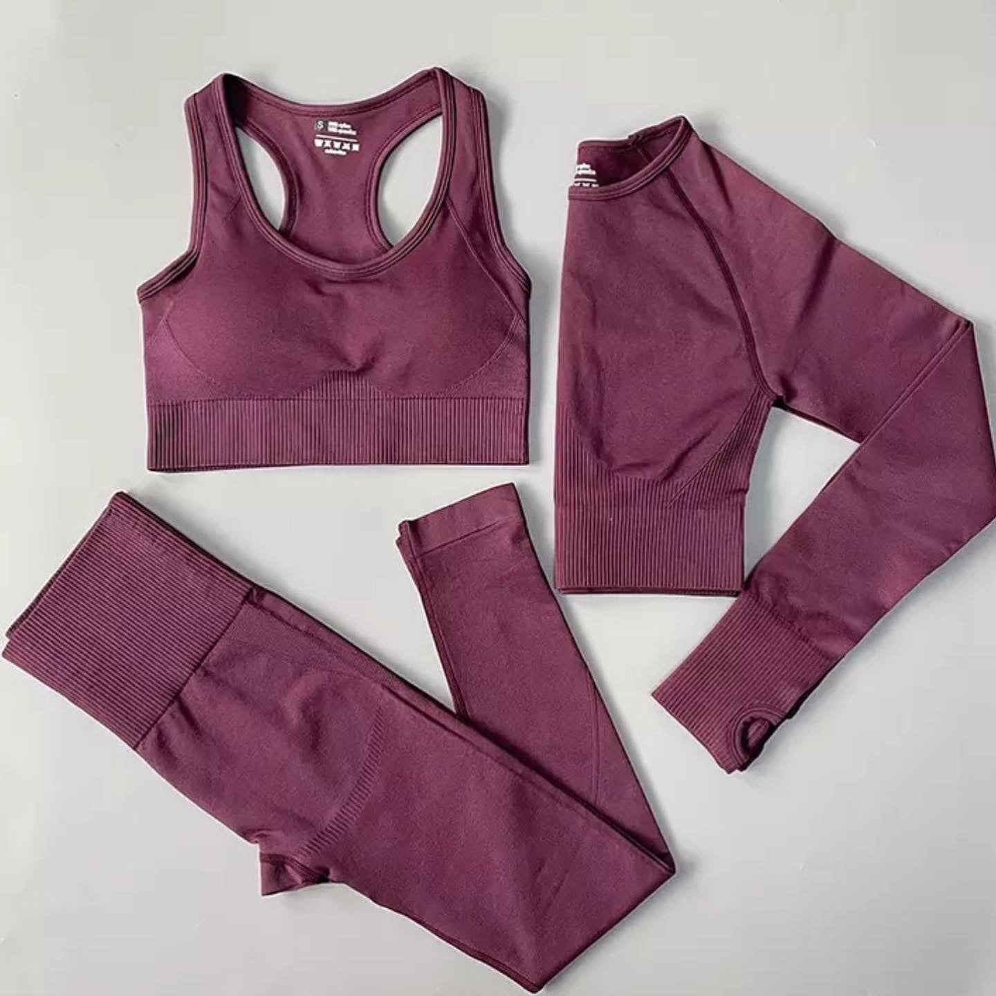 Fitness e Yoga Conjunto de 3 - Leggings, top e camisola