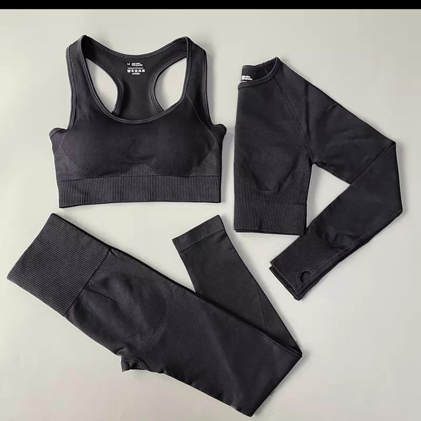 Fitness e Yoga Conjunto de 3 - Leggings, top e camisola